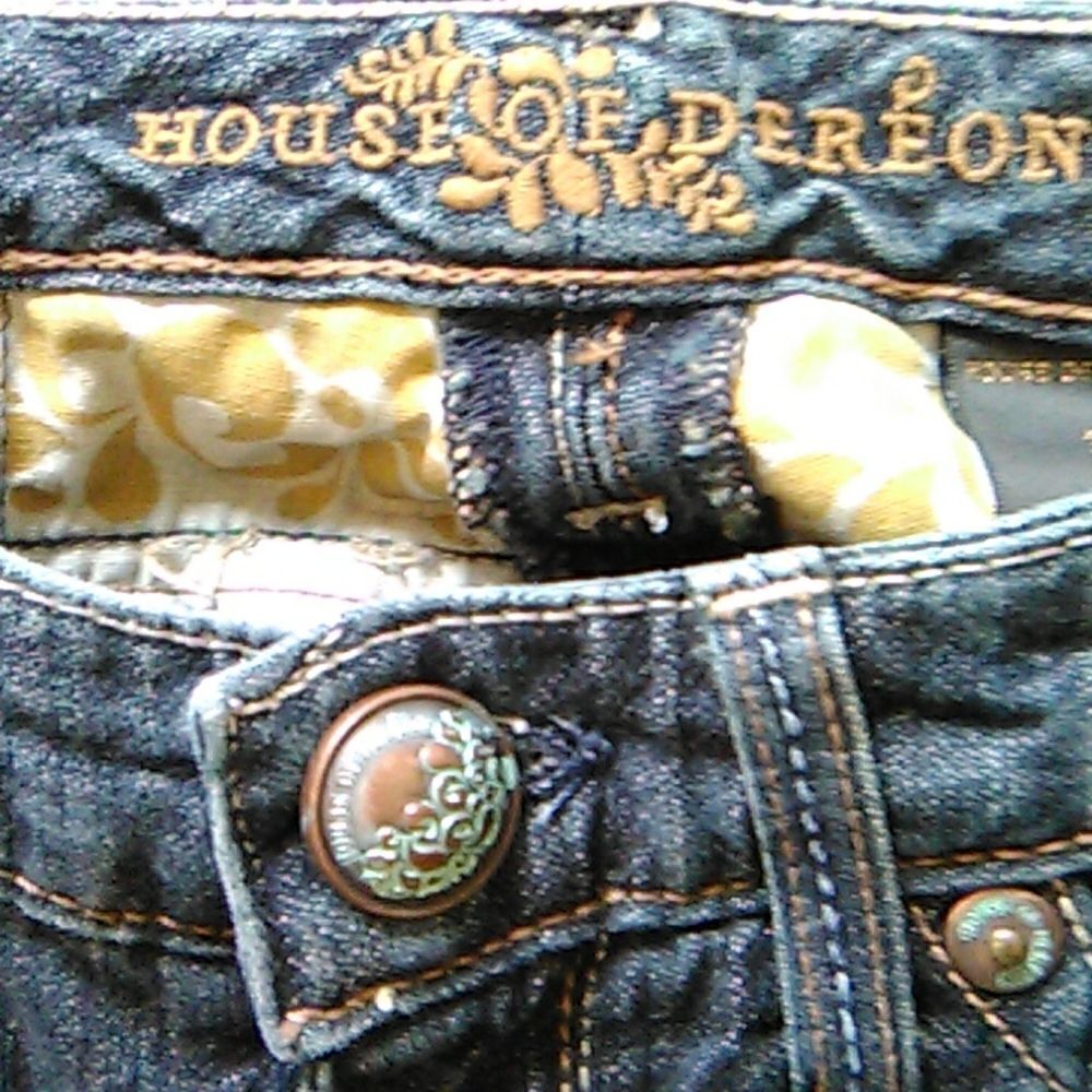 House of Dereon Boot Cut Jeans - Picture 3 of 15